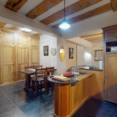 Comfortable Flat In Downtown * Sion
